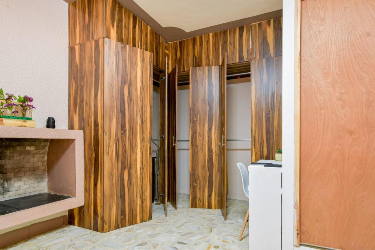 גואדלחארה Hostal Vitta מראה חיצוני תמונה
