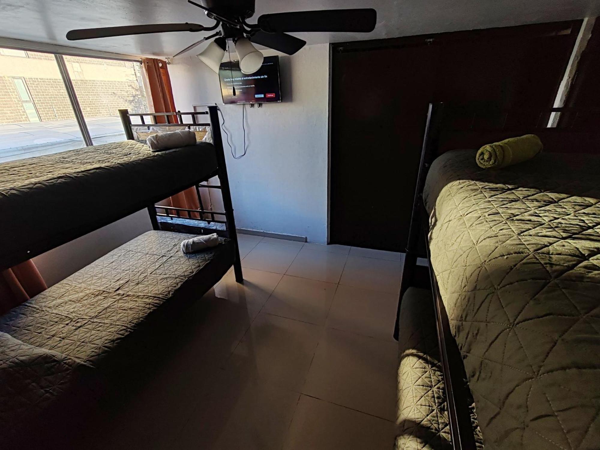 גואדלחארה Hostal Vitta מראה חיצוני תמונה