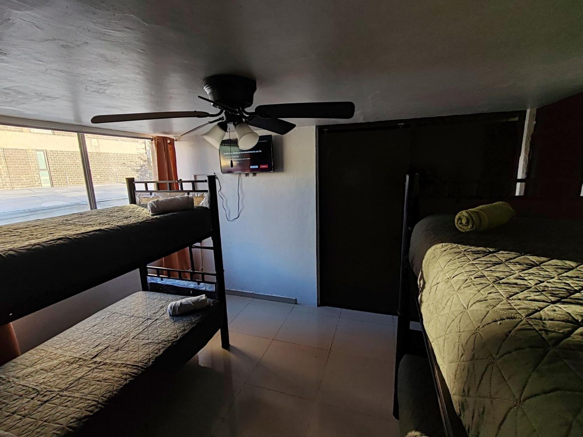 גואדלחארה Hostal Vitta מראה חיצוני תמונה