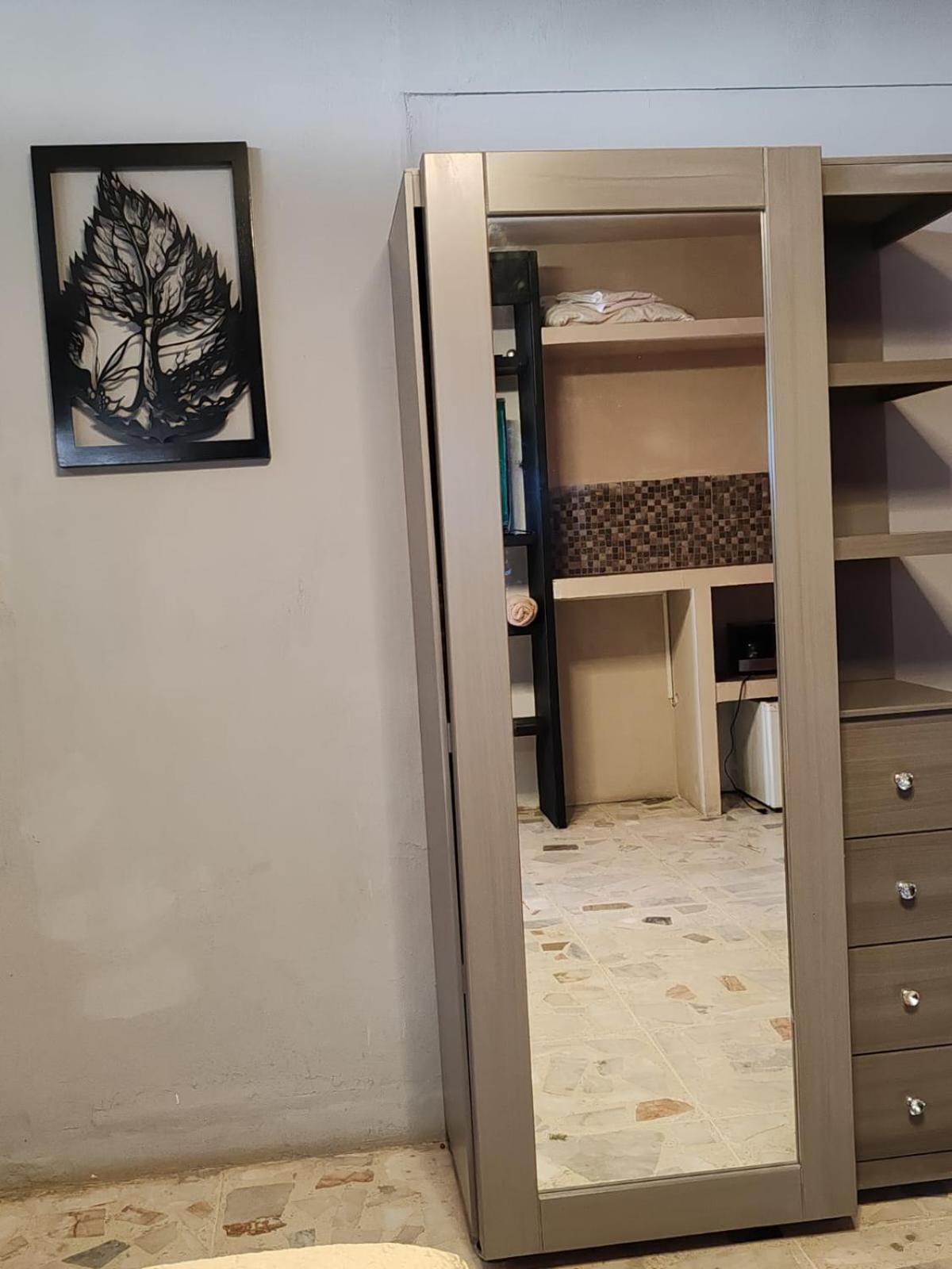 גואדלחארה Hostal Vitta מראה חיצוני תמונה